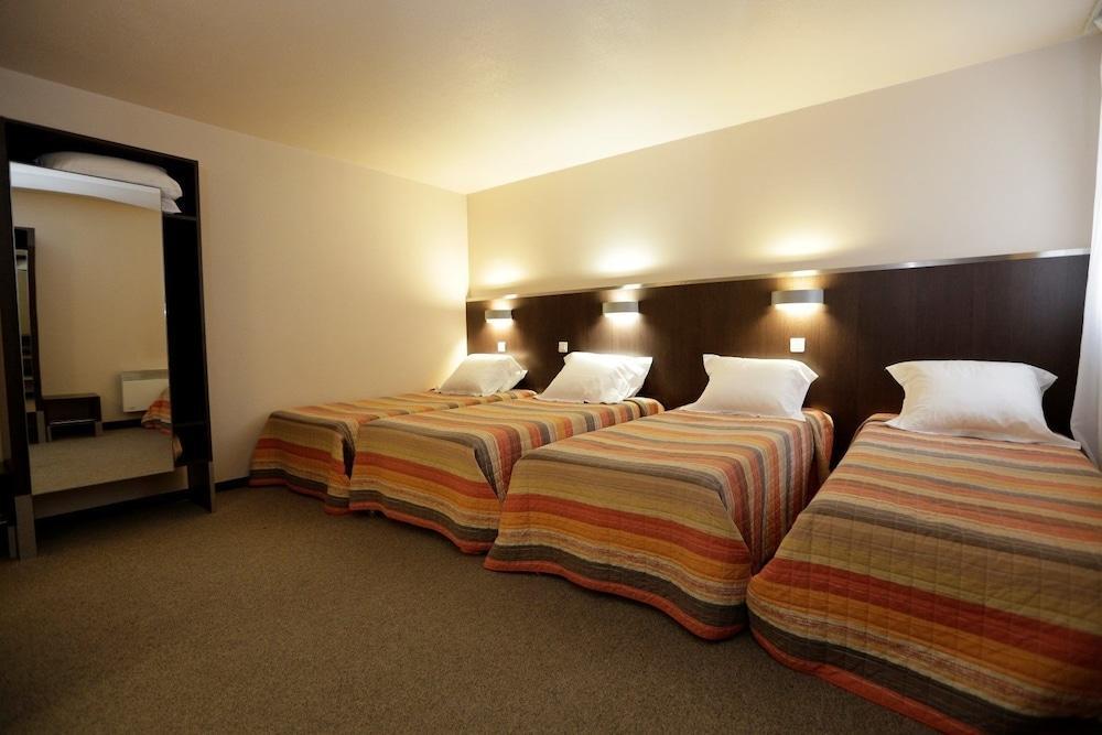 Hotel Au Petit Caporal Maisons-Alfort Kültér fotó
